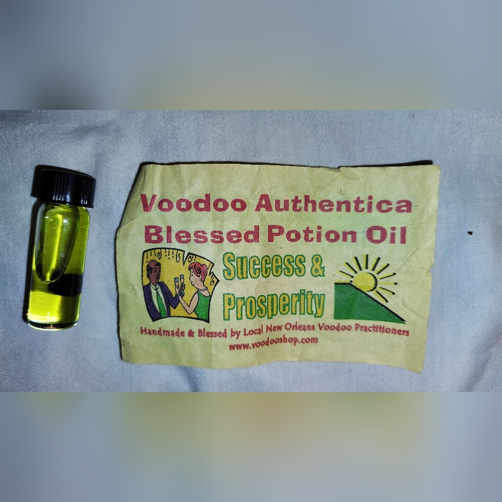 Voodoo Authentica Success and Prosperity Blessed Oil Voodoo Hoodoo Santeria